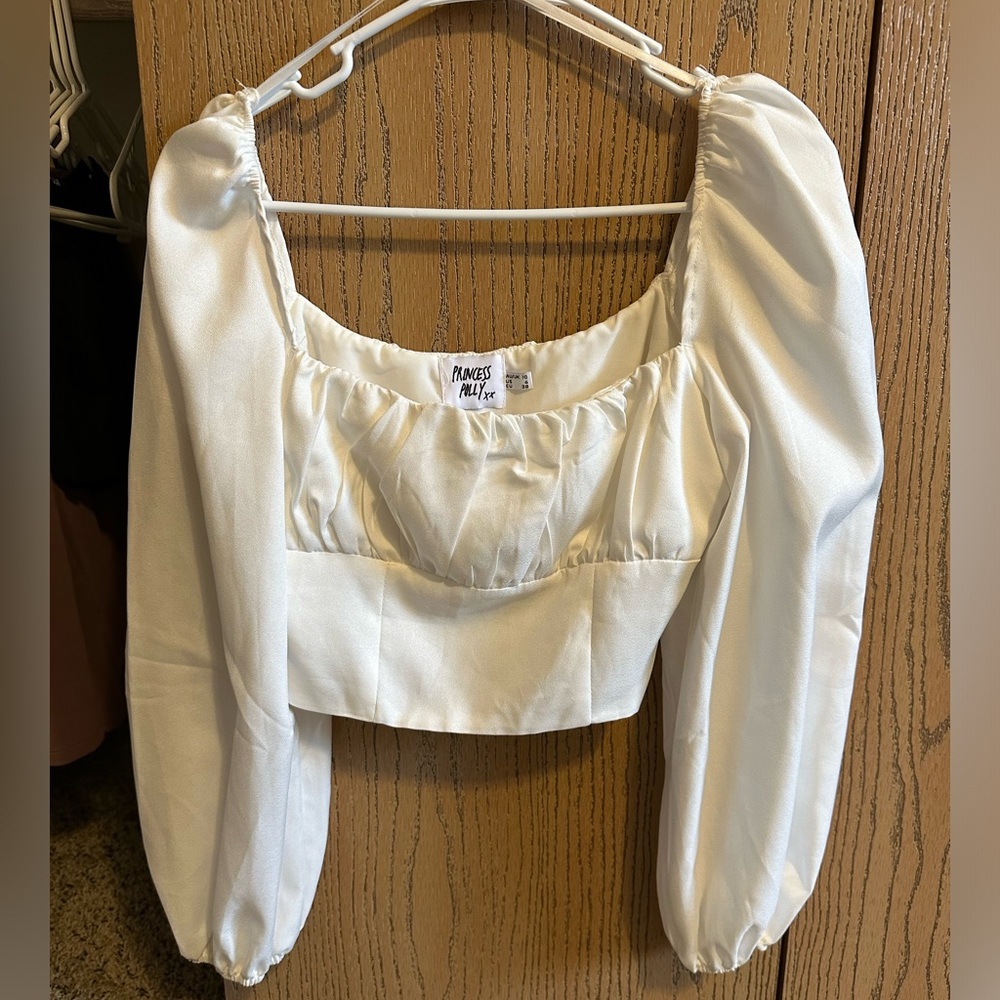 Princess Polly: womens cropped long sleeve top w/ off the shoulder sleeves